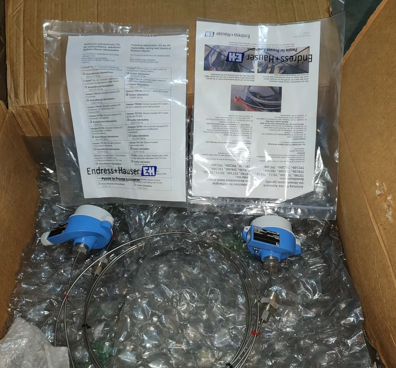 Endress+Hauser TR24-AB2BX23000 Temperature Transmitter thumbnail