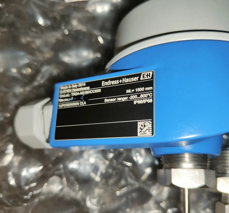 Endress+Hauser TR24-AB2BX23000 Temperature Transmitter thumbnail
