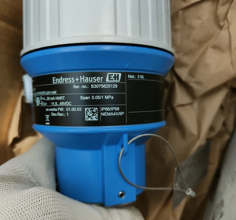 Endress+Hauser PMP51-8AX7/0 Pressure Instrument thumbnail