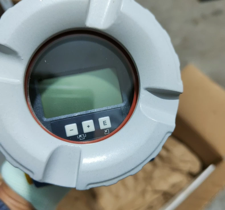 Endress+Hauser PMP51-8AX7/0 Pressure Instrument thumbnail