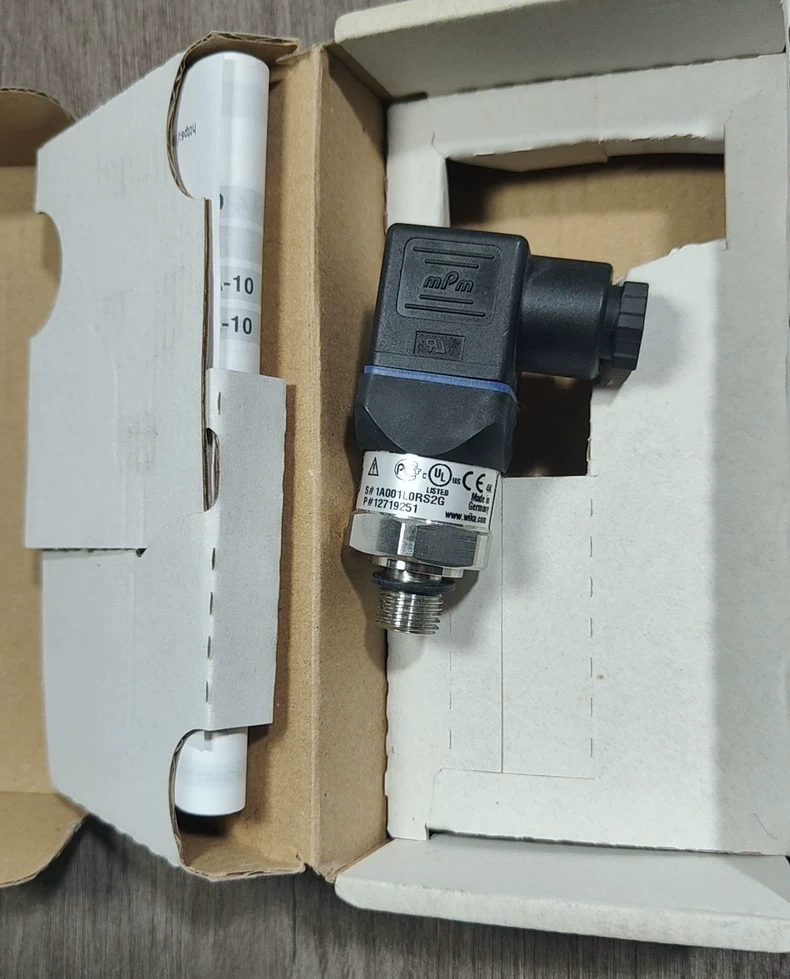 WIKA A-10 Pressure Instrument
