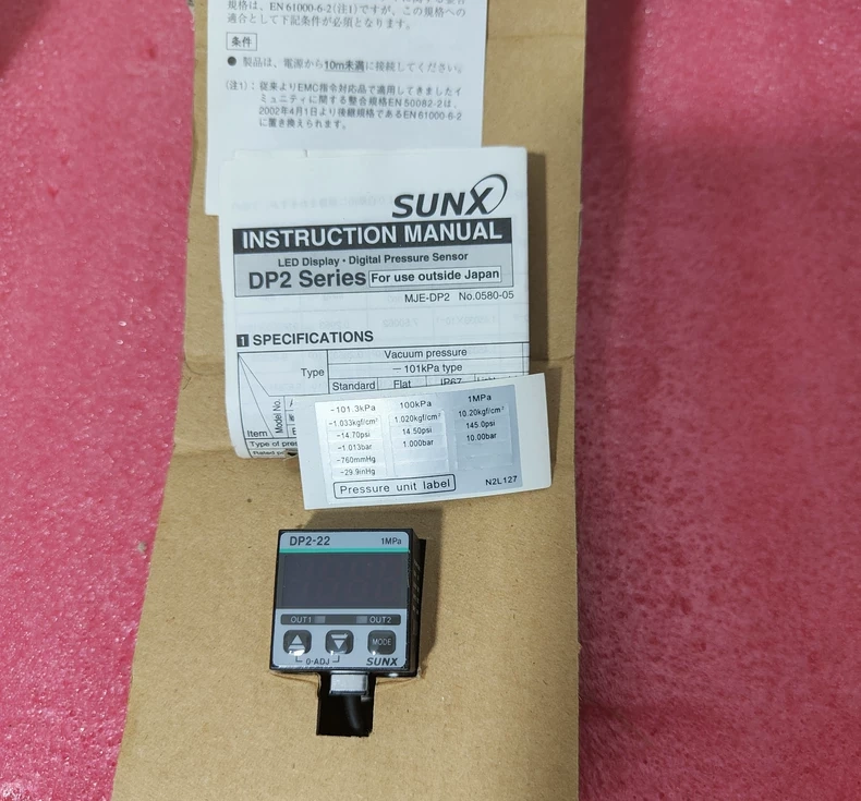 SUNX DP2-22 Pressure Instrument