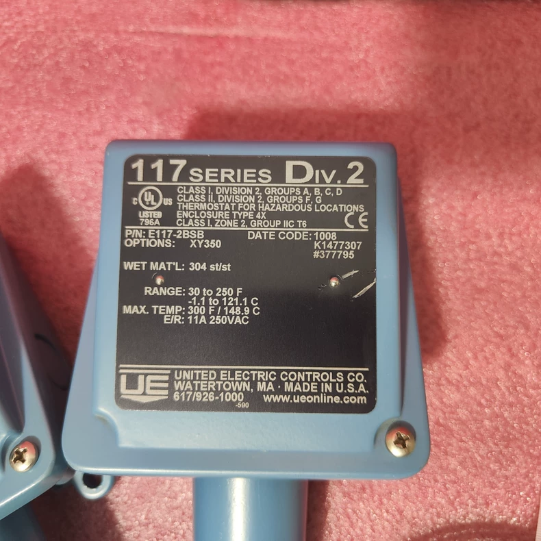 UE H100-701 Pressure Instrument thumbnail