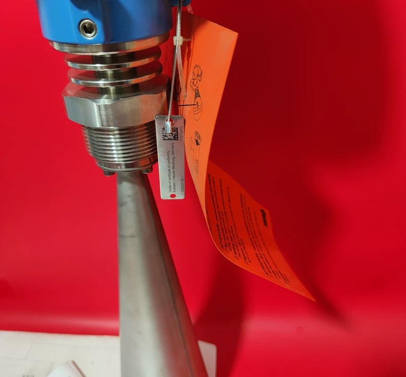 Endress+Hauser FMR240 Sensor thumbnail
