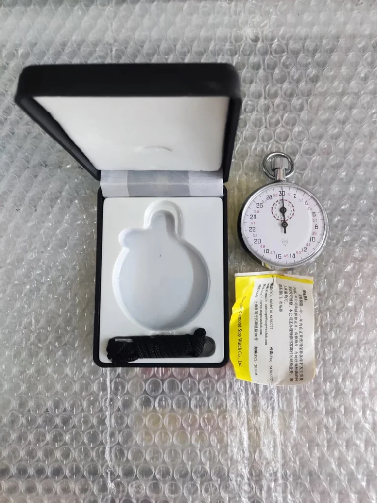 LMENAAR2A 504 Mechanical Stopwatch thumbnail