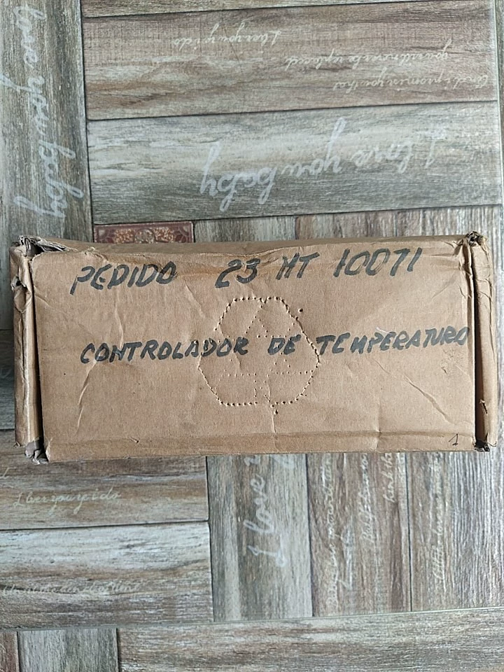 Eurotherm 2216E Temperature Controller thumbnail