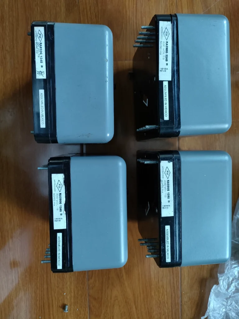 Honeywell RA890G Burner Controller