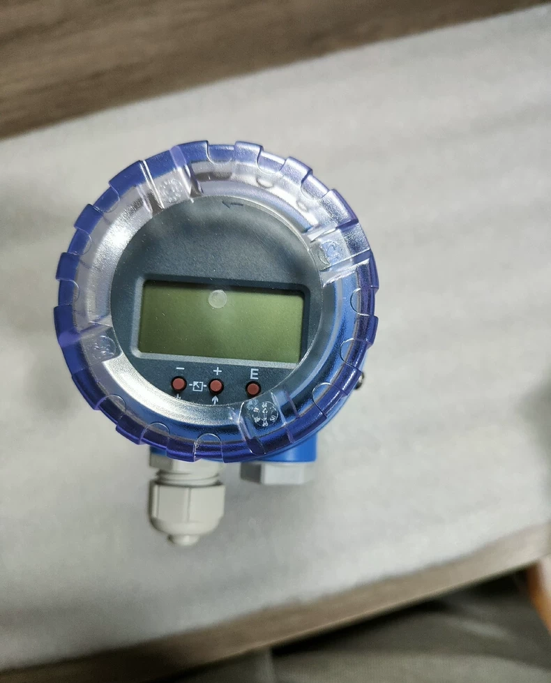 Endress+Hauser FMU30 Level Instrument