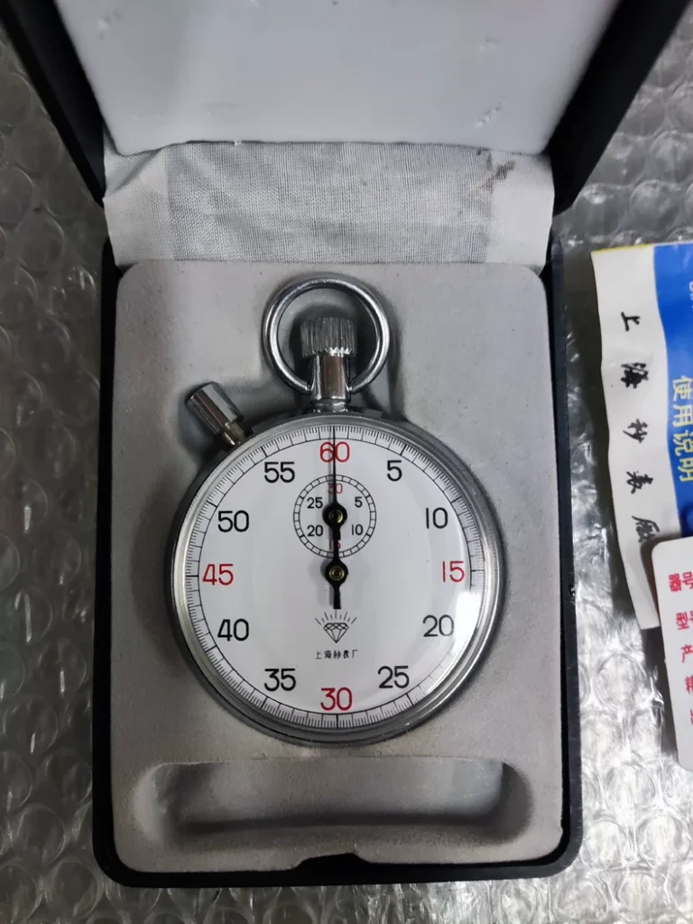 LEWR 806 Mechanical Stopwatch