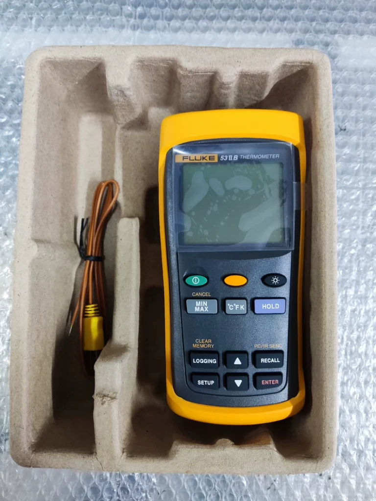 FLUKE 53-2B Digital Thermometer thumbnail