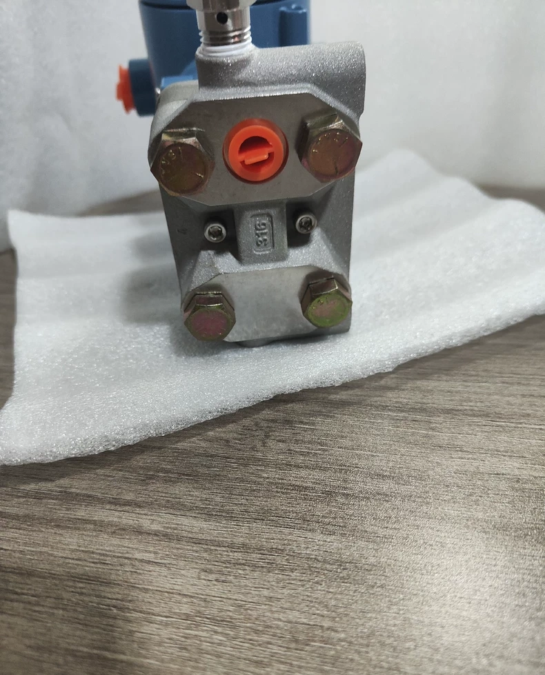 Rosemount 3051CG4A22A Pressure Instrument thumbnail