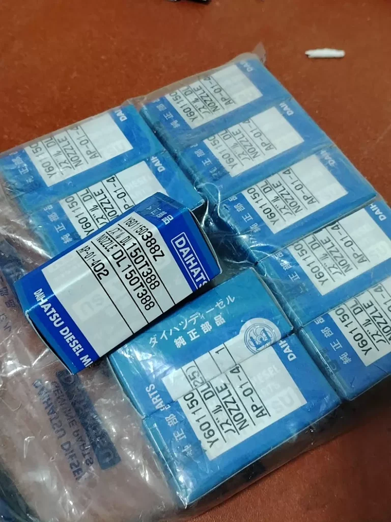 DAIHATSU DL150T388 Nozzle