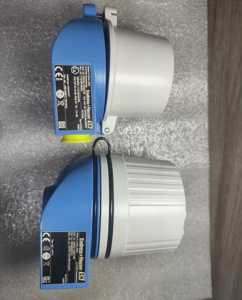 Endress+Hauser TMT82-75A0 Temperature Transmitter thumbnail