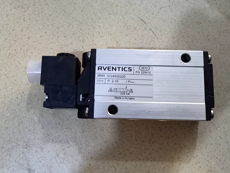 AVENTICS 3710760200 Directional Control Valve