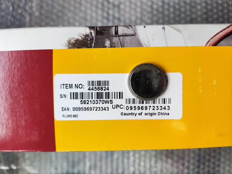FLUKE 562 Infrared Thermometer thumbnail