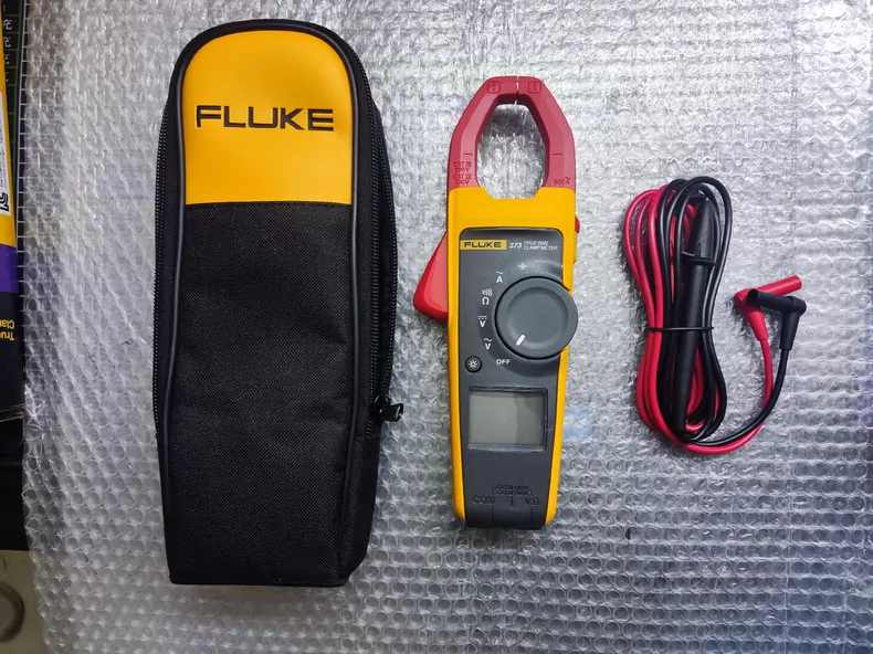 FLUKE 373 Clamp Meter thumbnail