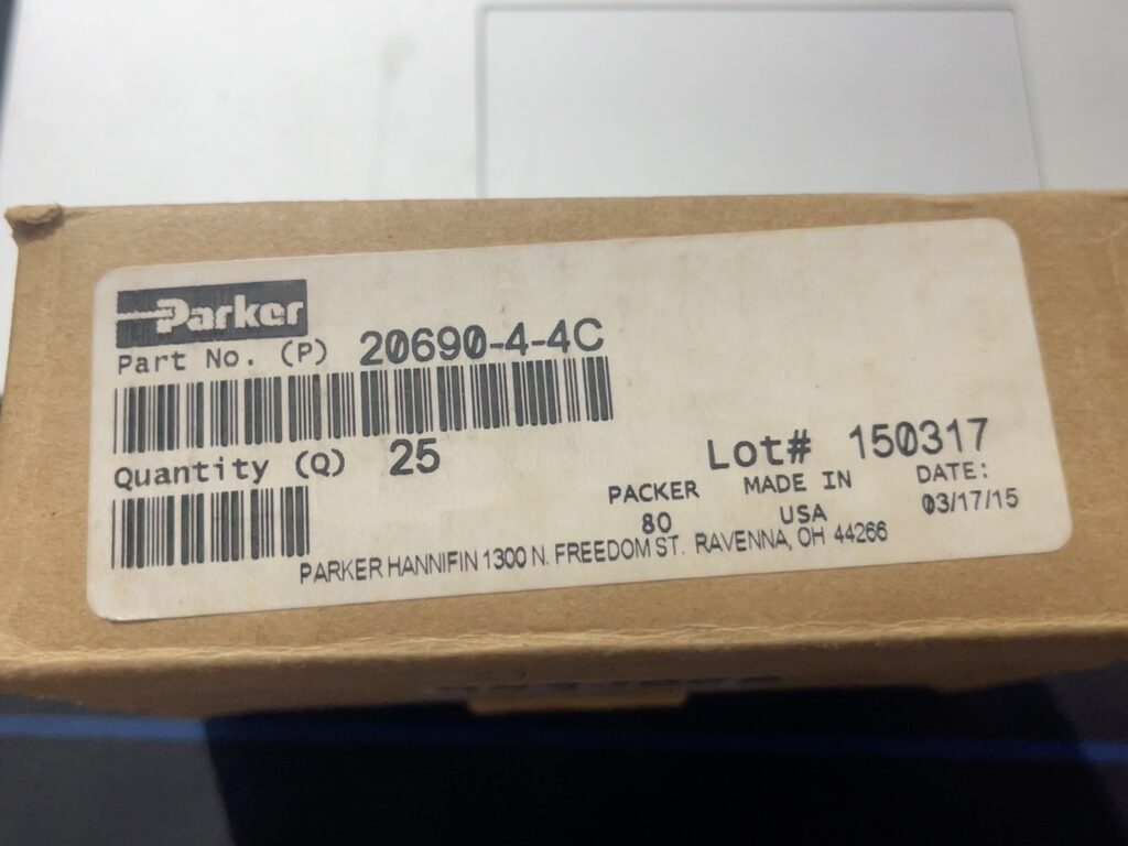 Parker 20690-4-4C Hose Fitting