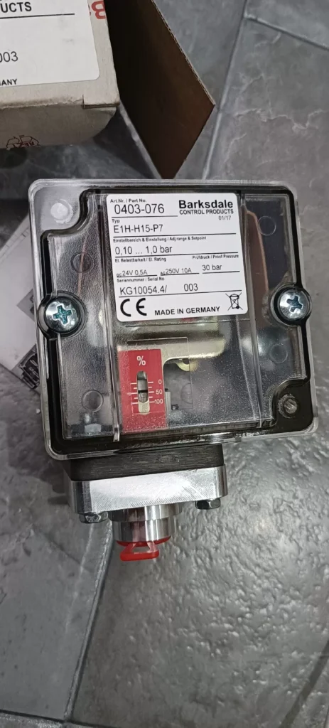 Barksdale E1H-H15-P7 Pressure Sensor