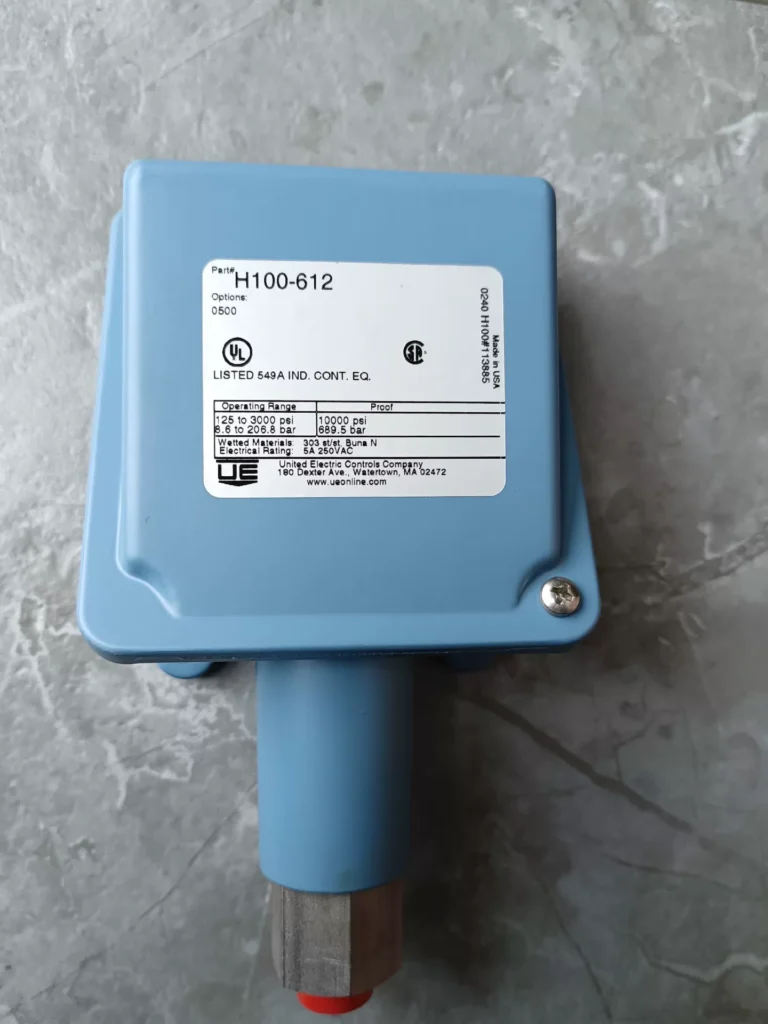 United Electric Controls H100-612 Pressure Switch thumbnail