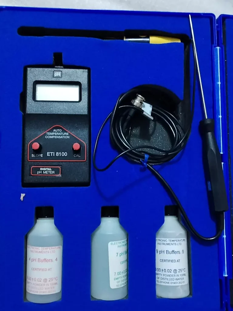 ETI 8100 pH Meter