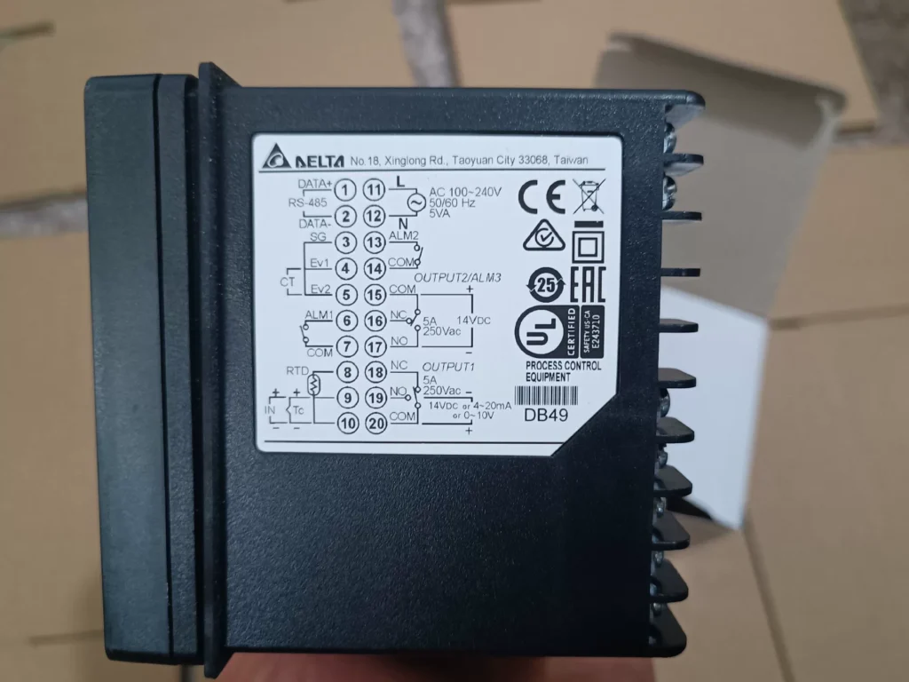 Delta DTB9696VR Temperature Controller thumbnail