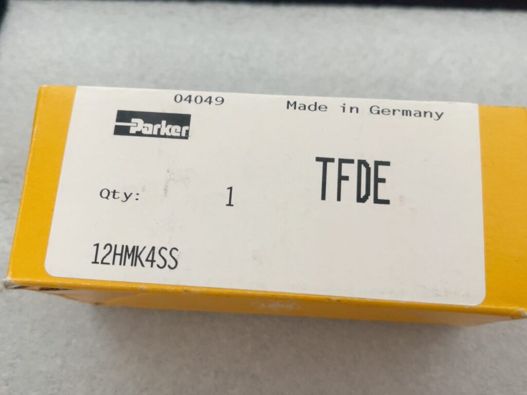 Parker 12HMK4SS Adapter Fitting