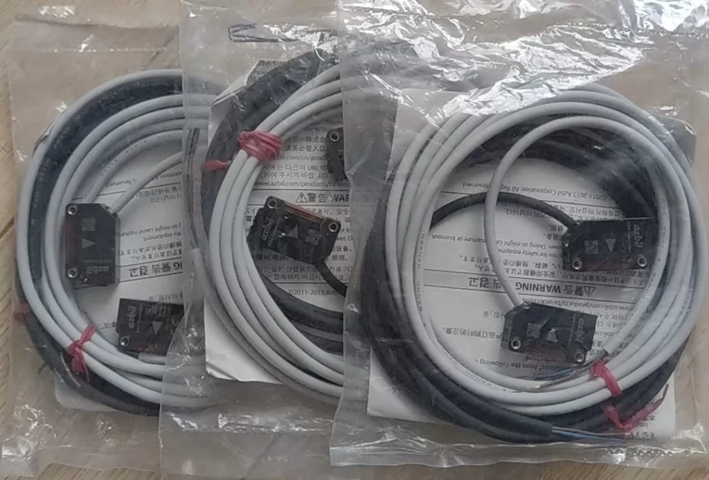 azbil HP7-T11 Photoelectric Sensor thumbnail