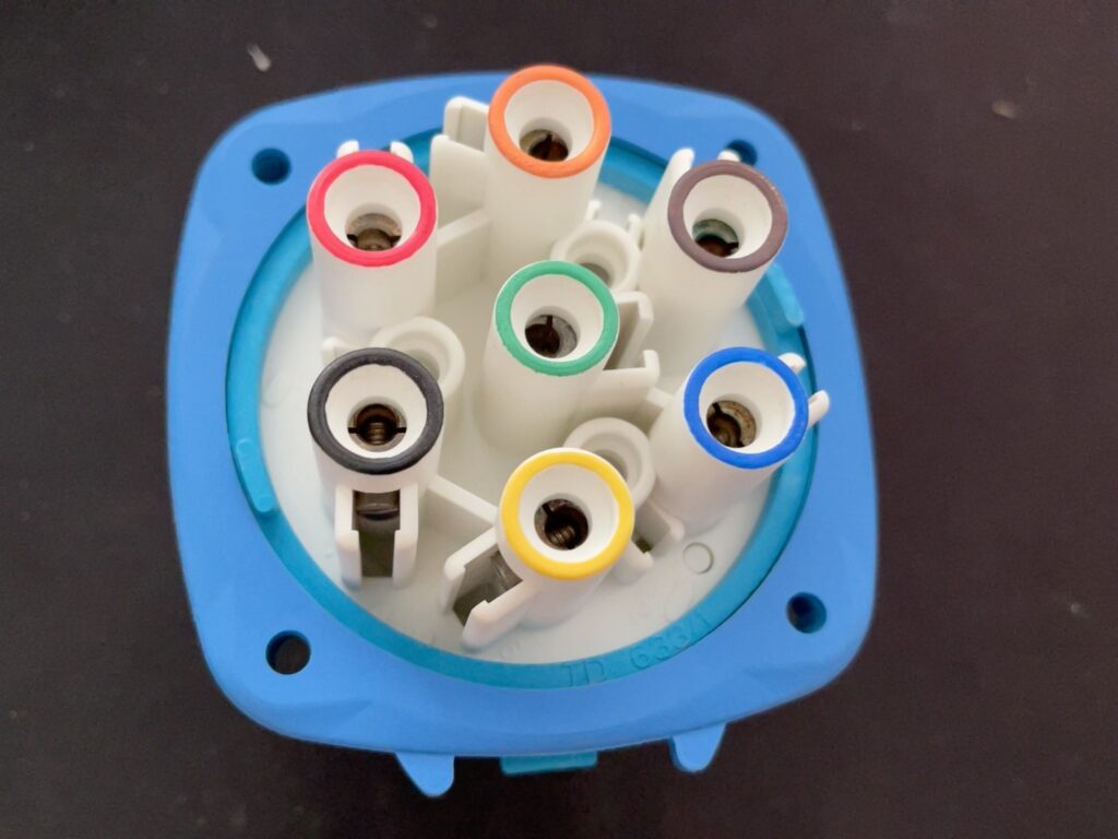 Meltric 33-38561 Industrial Connector
