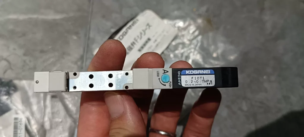 Koganei F10T1 Solenoid Valve thumbnail