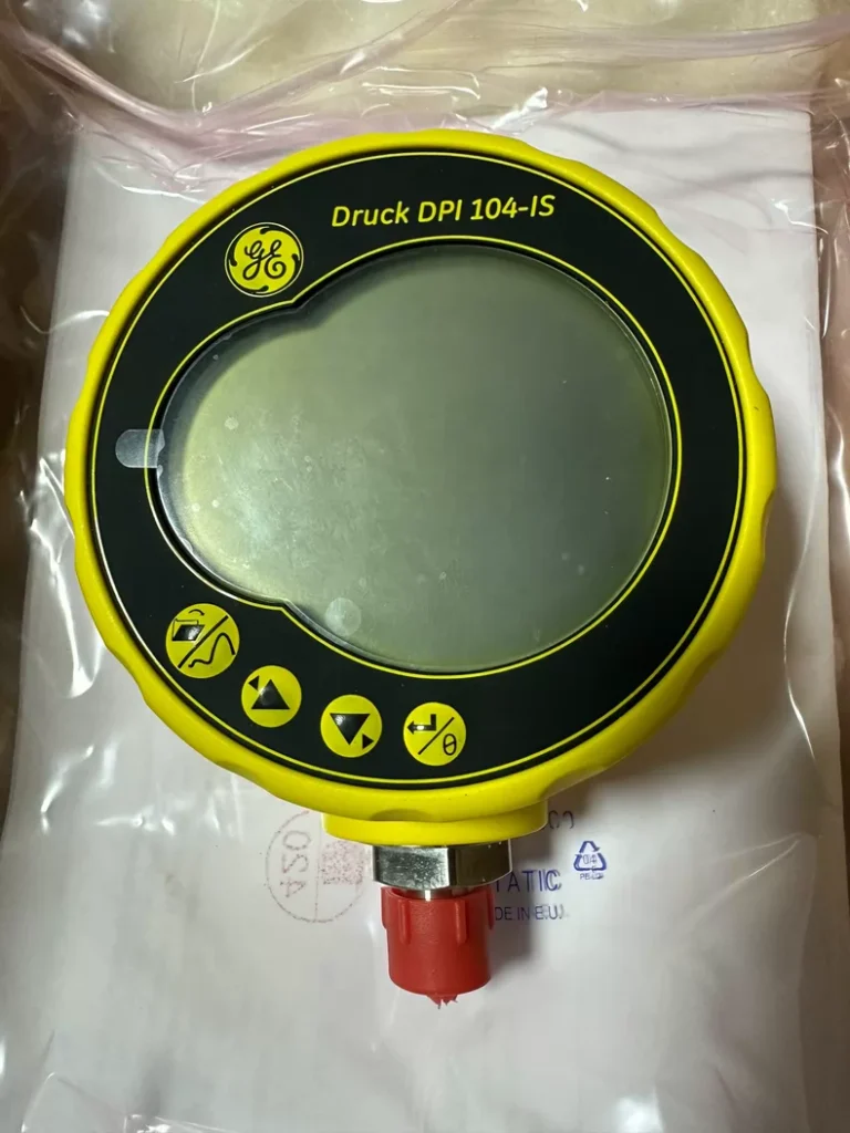 Druck 104-IS Pressure Gauge
