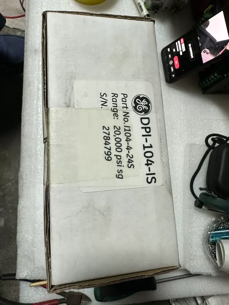 Druck 104-IS Pressure Gauge thumbnail