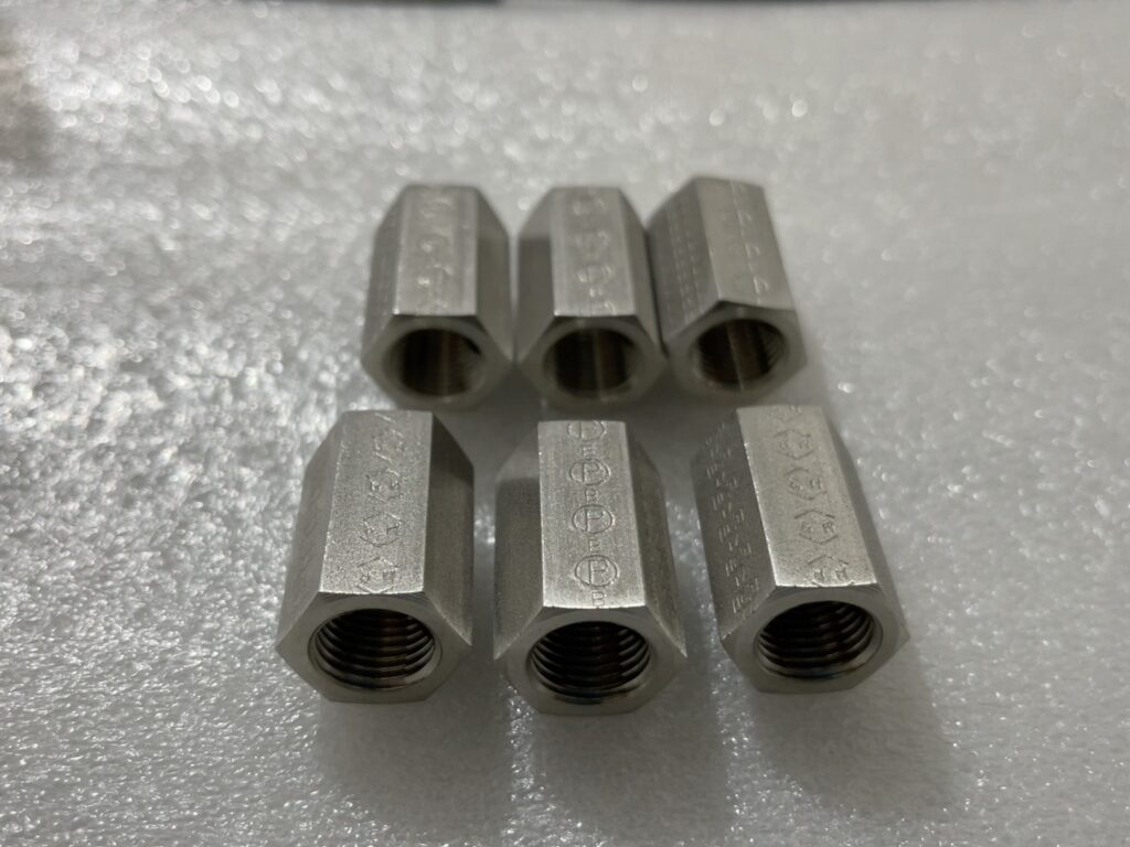 Parker 1/4GG44MSS Straight Fitting thumbnail