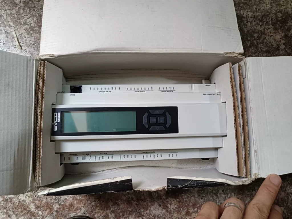 EVCO EPM4DC Controller thumbnail