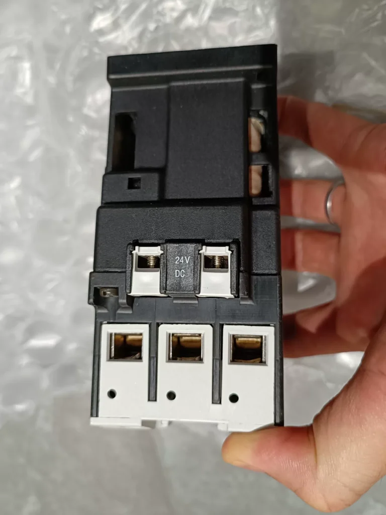 Eaton DIL1M-G Contactor thumbnail