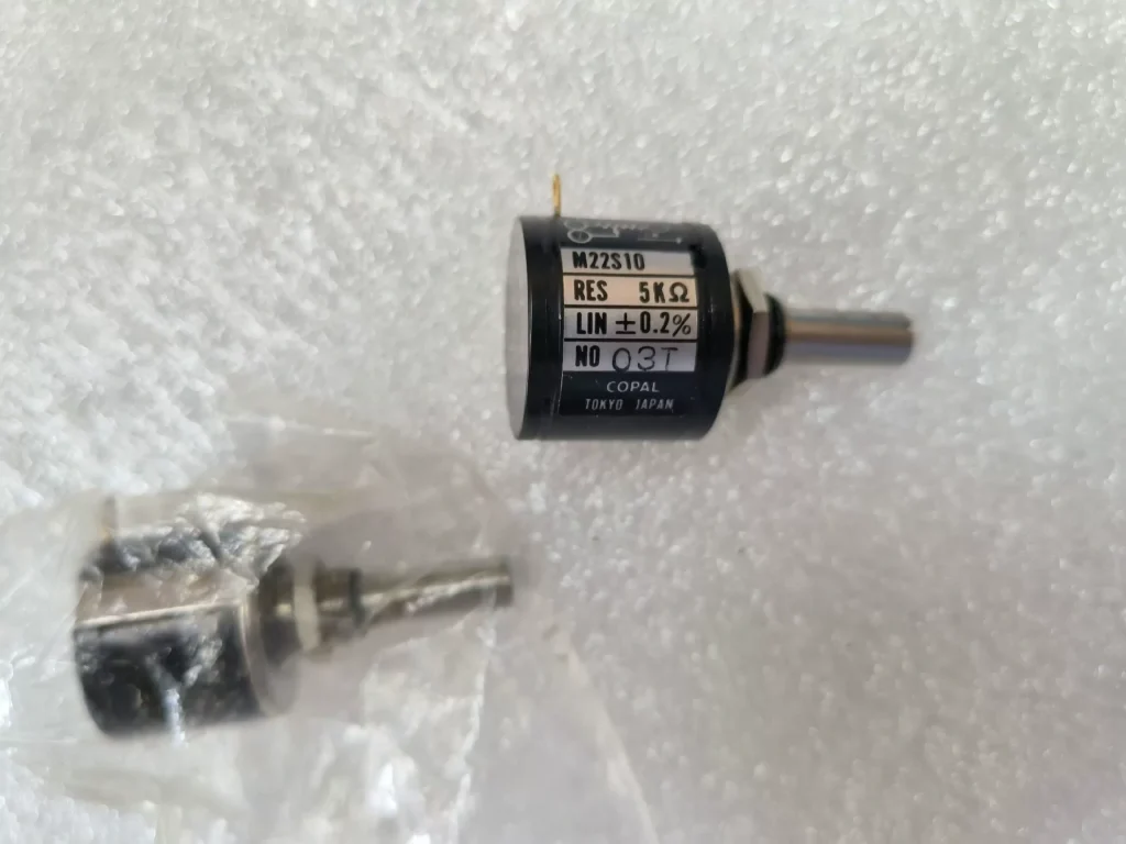 Copal Electronics M22S10 5KΩ Multi-Turn Potentiometer thumbnail