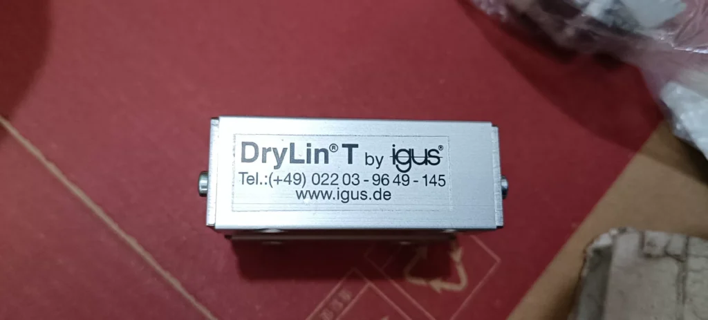 Igus TW-02-20 Linear Guide thumbnail