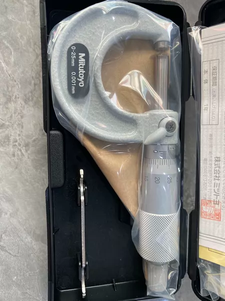 Mitutoyo Micrometer 103-129