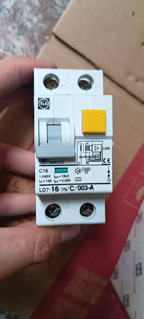 Moeller LD7-16/1N/C/003-A Circuit Breaker thumbnail