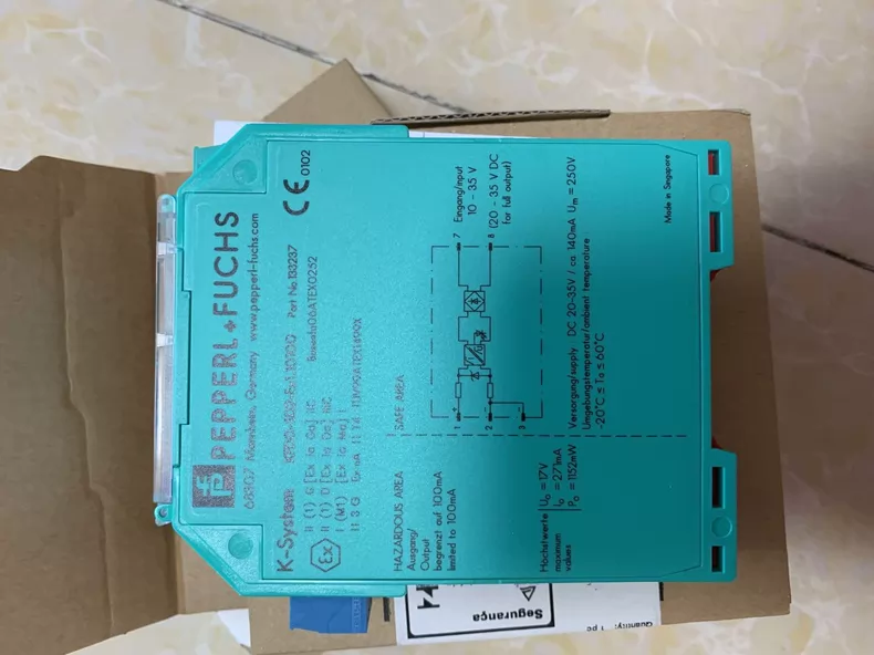 Pepperl+Fuchs KFD0-SD2-Ex1.10100 Safety barrier thumbnail