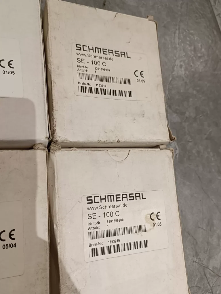 Schmersal SE-100C Safety Relay thumbnail