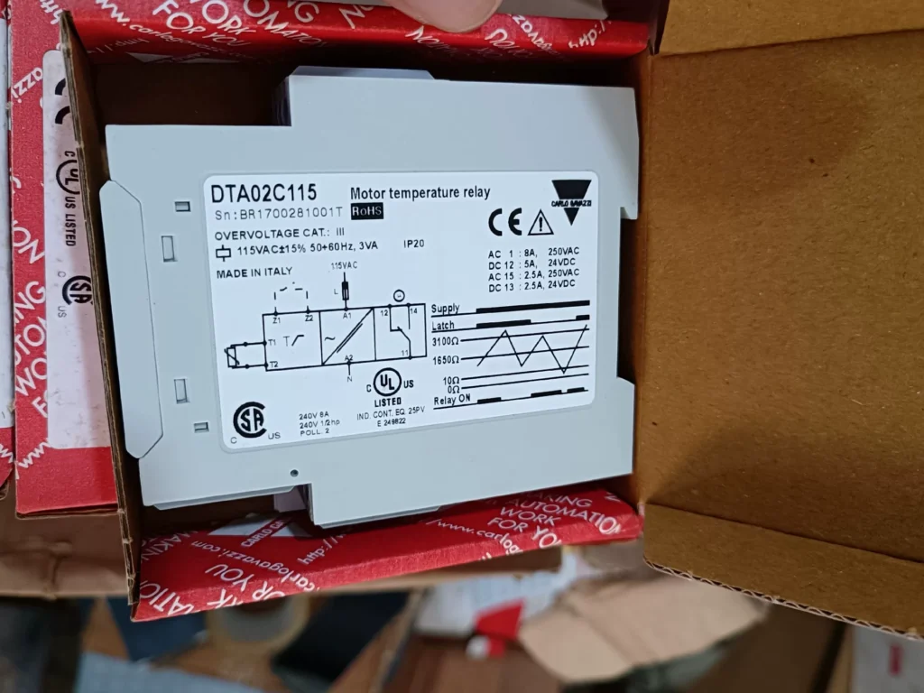 Carlo Gavazzi DTA02C115 Temperature Relay thumbnail