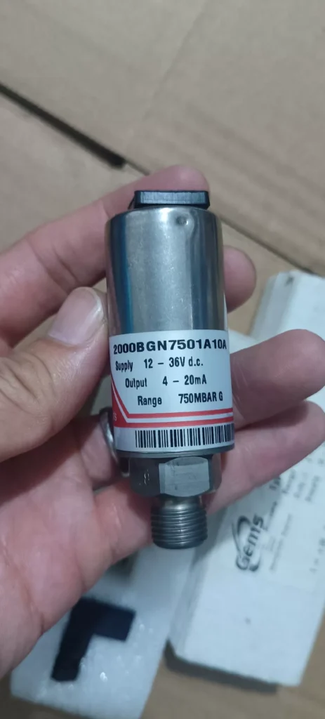 Gems Sensors 2000BGN7501A10A Pressure Sensor