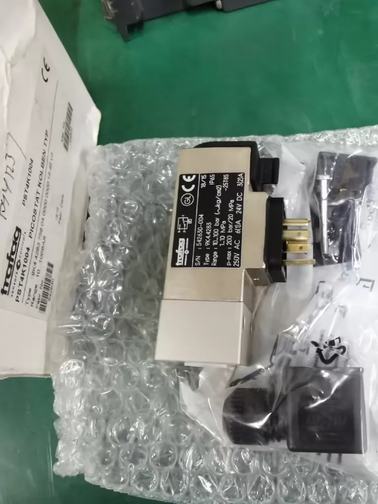 Trafag 9K4.4283 Pressure Switch