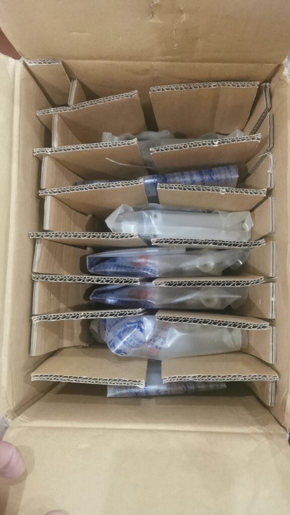 Fujikin FBDCL-AD01-6.35X2C-2B3-316LP-KDY High-Purity Process Valve thumbnail