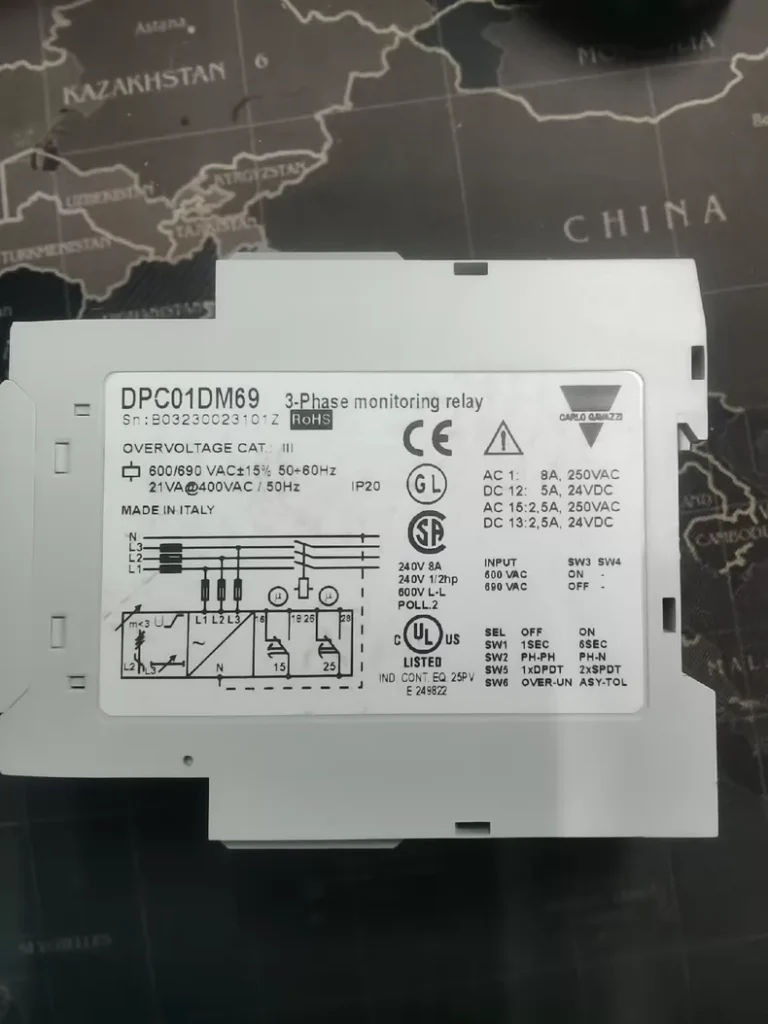 Carlo gavazzi DPC01DM69 Relay