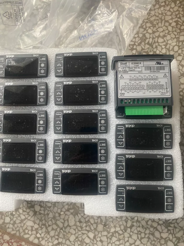 Dixell VGIPC-1P010 Temperature Controller