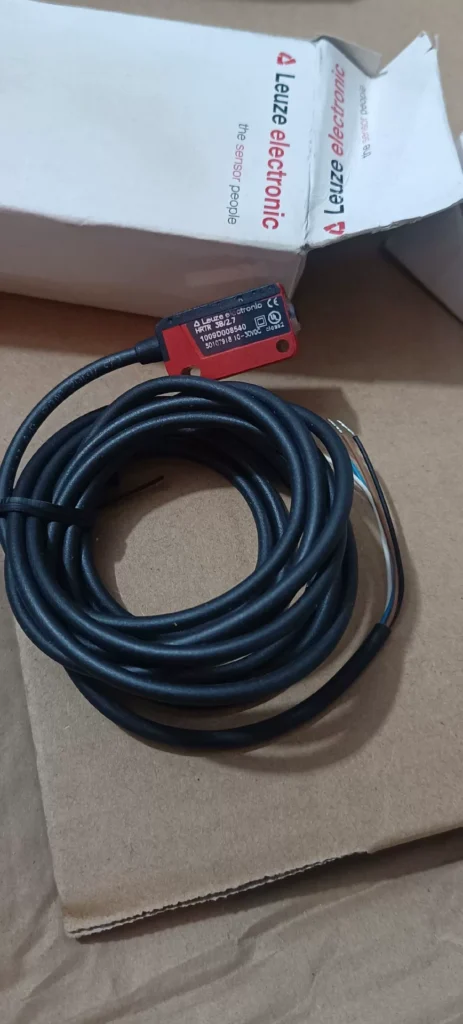Leuze 3B/2.7 Sensor