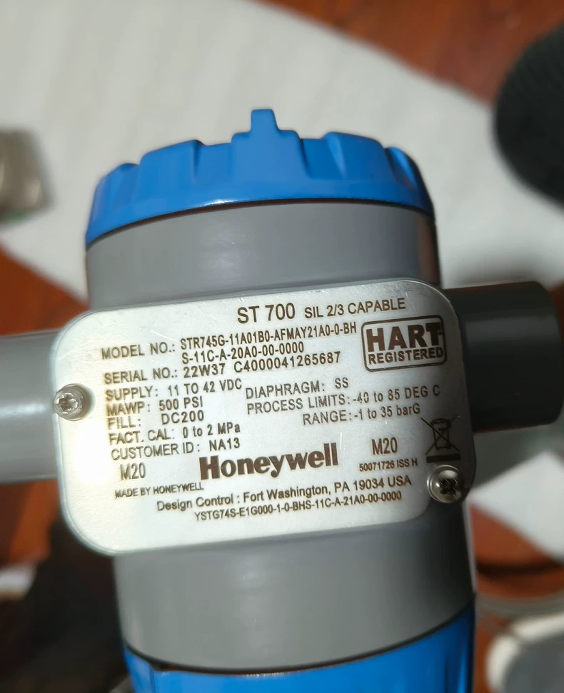 Honeywell STR745G-11A01B0-AFMAY21A0-0-BH Pressure Instrument thumbnail