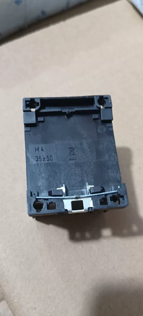 Eaton DILEM-01-G Contactor thumbnail