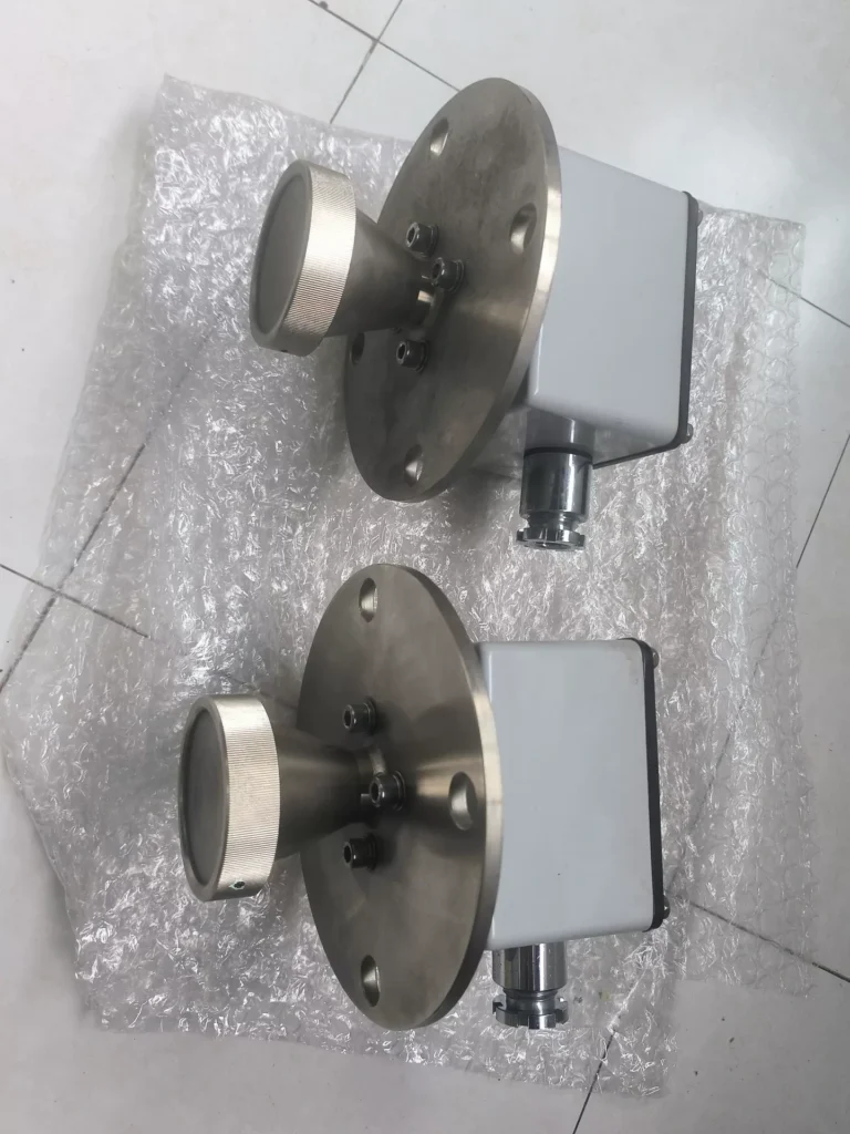 Hokuyo Automatic MBF-36T/R Level Sensor thumbnail
